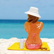 唇部防曬霜推薦平價(jià)品牌(防曬唇膏推薦)